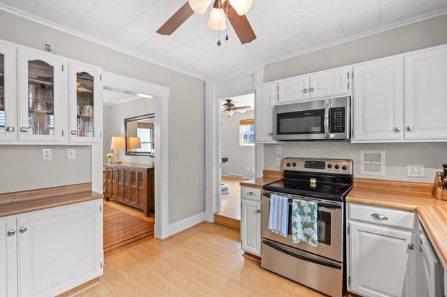 49 Dumfries Avenue, Fort Thomas, KY 41075