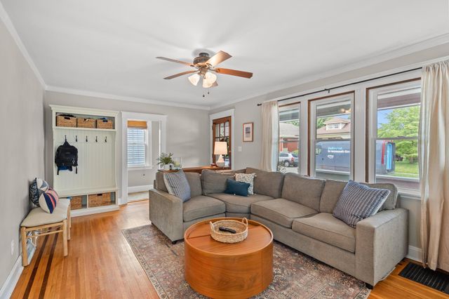 49 Dumfries Avenue, Fort Thomas, KY 41075