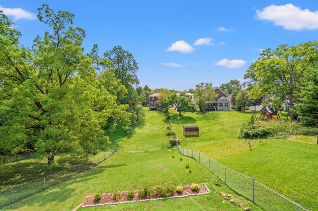 49 Dumfries Avenue, Fort Thomas, KY 41075