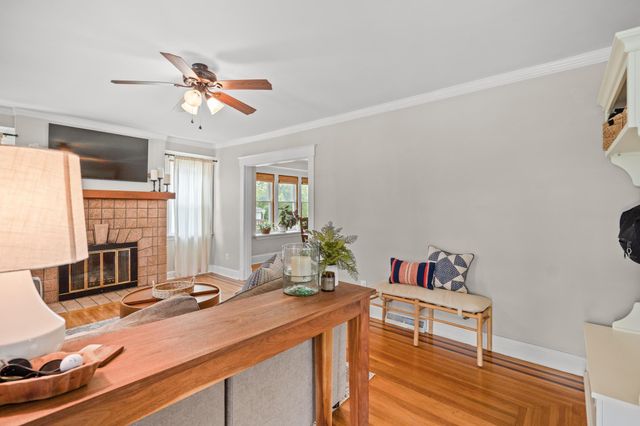 49 Dumfries Avenue, Fort Thomas, KY 41075