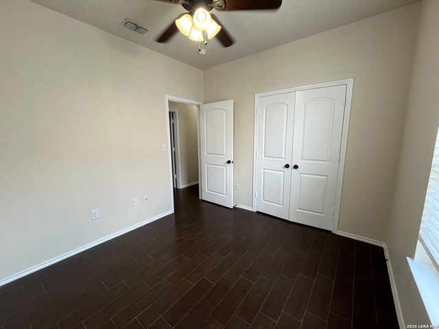 685 CREEKSIDE CIR, New Braunfels, TX 78130