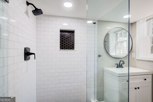 3553 Sandy Woods Lane, Stone Mountain, GA 30083