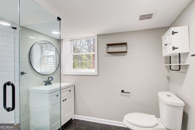 3553 Sandy Woods Lane, Stone Mountain, GA 30083