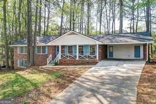 3553 Sandy Woods Lane, Stone Mountain, GA 30083