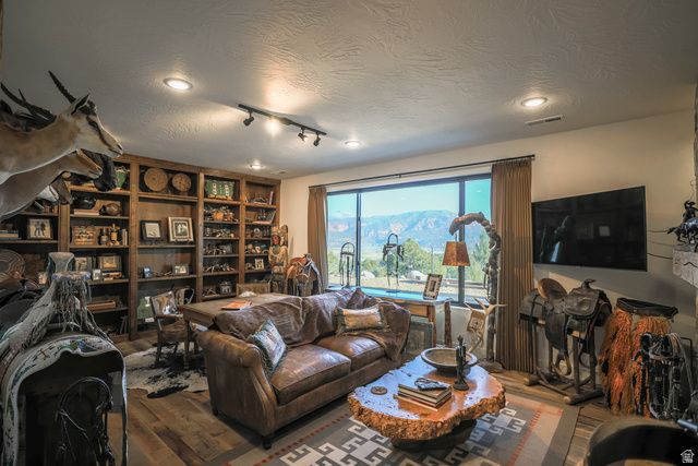 6688 S BAREBACK RD, Cedar City, UT 84720