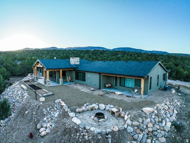 6688 S BAREBACK RD, Cedar City, UT 84720