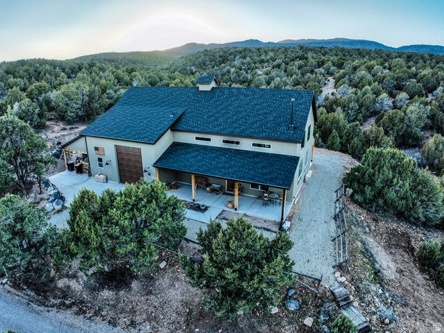 6688 S BAREBACK RD, Cedar City, UT 84720