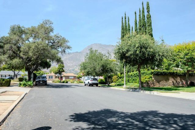 1151 Rose Avenue, Pasadena, CA 91107