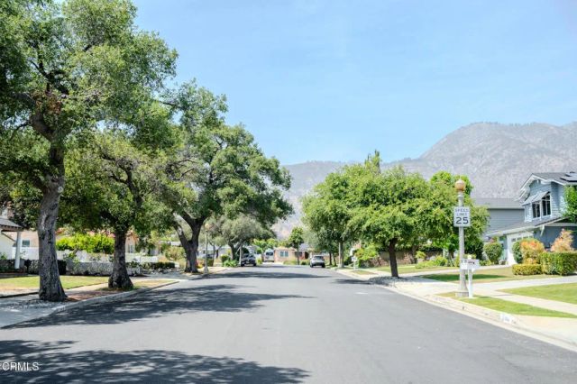1151 Rose Avenue, Pasadena, CA 91107