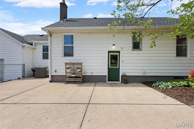 4005 Reavis Barracks Road, Mehlville, MO 63125