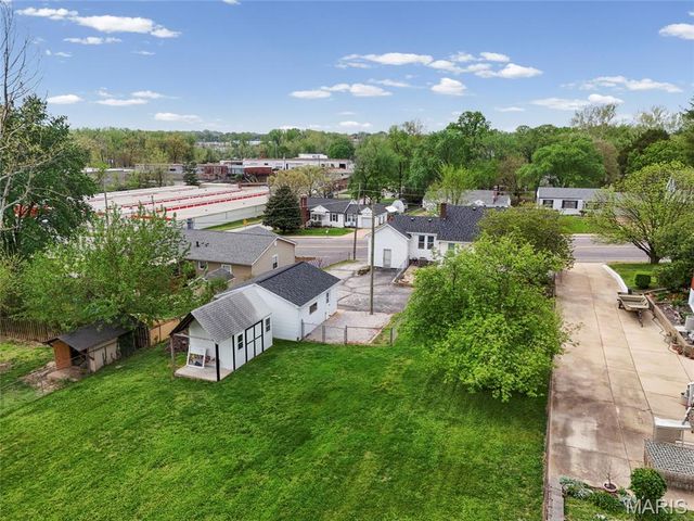 4005 Reavis Barracks Road, Mehlville, MO 63125