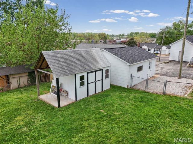 4005 Reavis Barracks Road, Mehlville, MO 63125