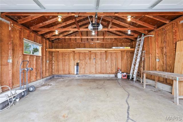 4005 Reavis Barracks Road, Mehlville, MO 63125