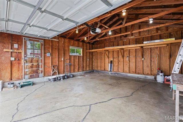 4005 Reavis Barracks Road, Mehlville, MO 63125