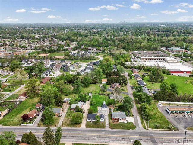 4005 Reavis Barracks Road, Mehlville, MO 63125