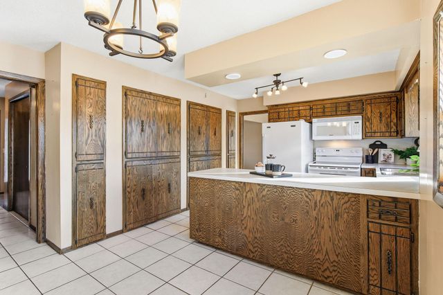 5736 Matterhorn Drive NE, Fridley, MN 55432