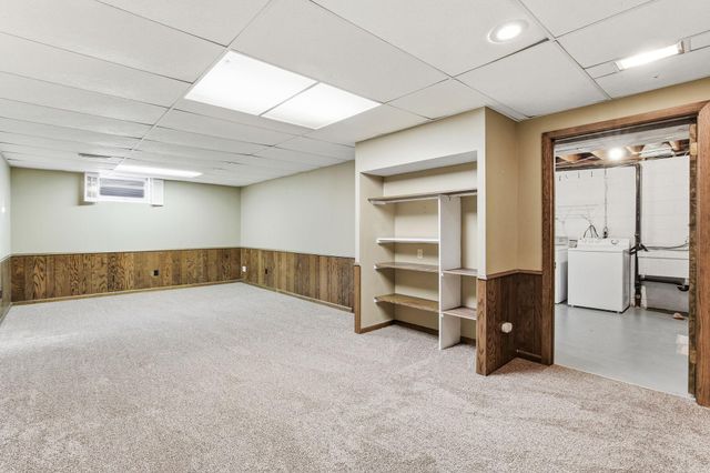 5736 Matterhorn Drive NE, Fridley, MN 55432