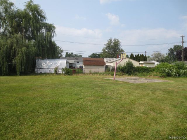 34600 Michelle Drive, Romulus, MI 48174