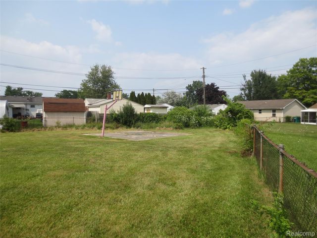 34600 Michelle Drive, Romulus, MI 48174