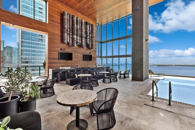 1451 Brickell Ave 2405, Miami, FL 33131