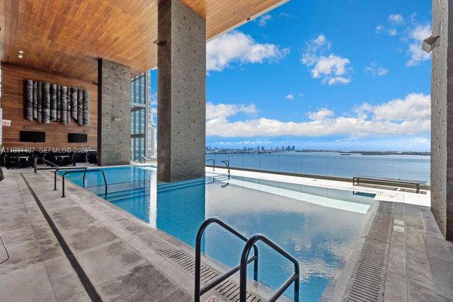 1451 Brickell Ave 2405, Miami, FL 33131