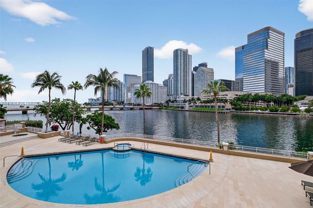 701 Brickell Key Blvd 1108, Miami, FL 33131