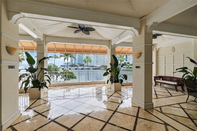 701 Brickell Key Blvd 1108, Miami, FL 33131