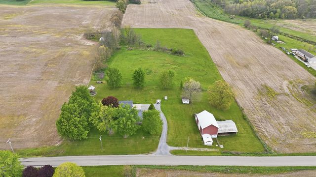 8990 W 500 S, Hudson, IN 46747
