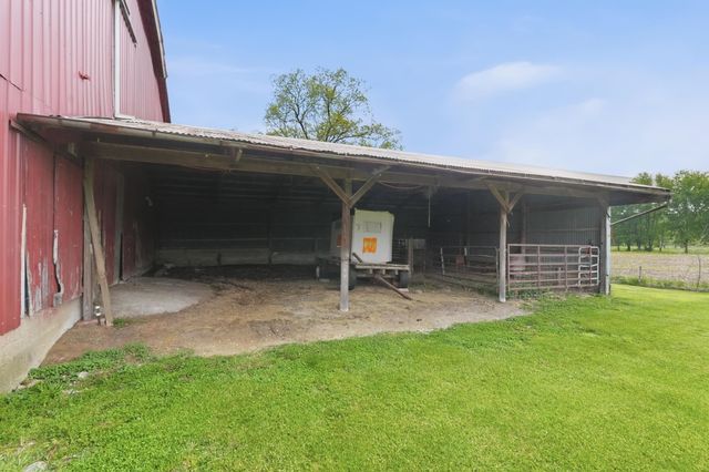 8990 W 500 S, Hudson, IN 46747