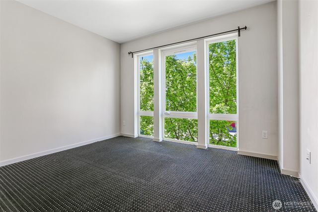 6704 15th Avenue NW, Seattle, WA 98117