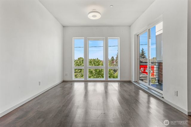 6704 15th Avenue NW, Seattle, WA 98117