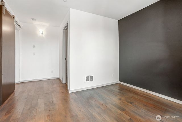 6704 15th Avenue NW, Seattle, WA 98117