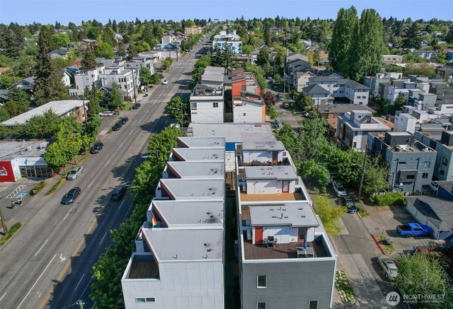 6704 15th Avenue NW, Seattle, WA 98117