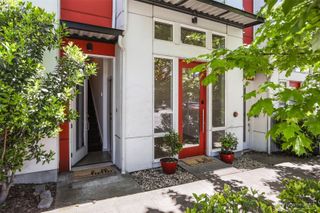 6704 15th Avenue NW, Seattle, WA 98117
