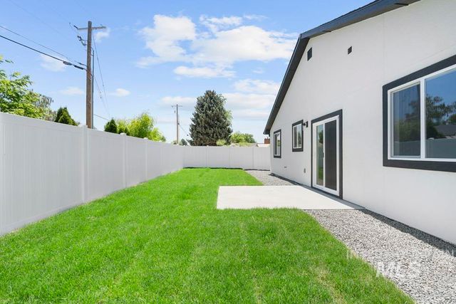 1907 Oregon Lane, Caldwell, ID 83605