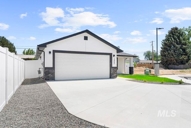 1907 Oregon Lane, Caldwell, ID 83605