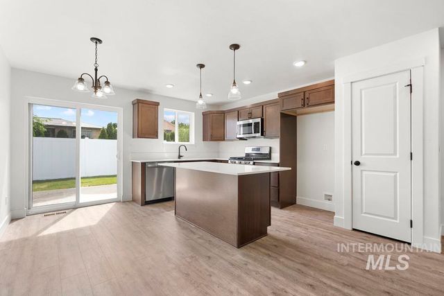 1907 Oregon Lane, Caldwell, ID 83605