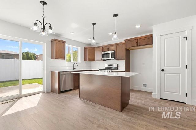 1907 Oregon Lane, Caldwell, ID 83605