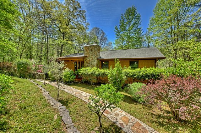509 Ponderosa, Ellijay, GA 30540
