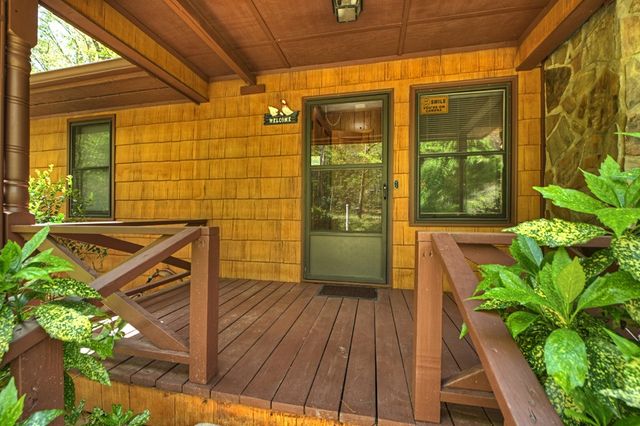 509 Ponderosa, Ellijay, GA 30540