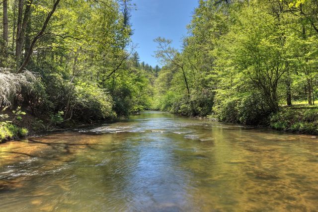 509 Ponderosa, Ellijay, GA 30540