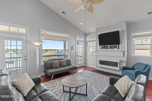 1102 Canal Drive A&B, Carolina Beach, NC 28428