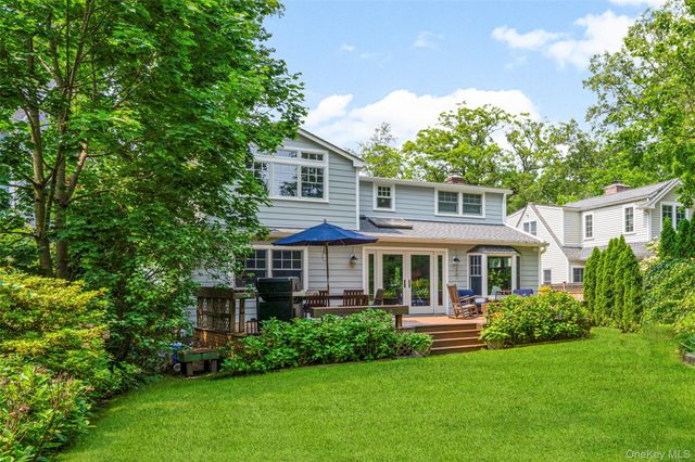42 Iselin Terrace, Larchmont, NY 10538