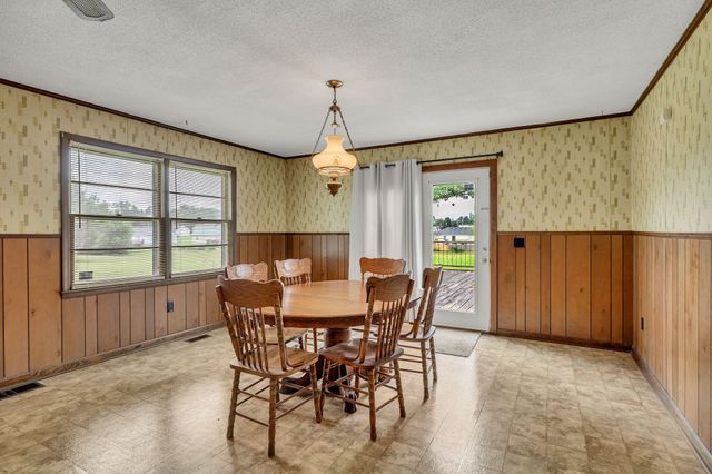 1319 Hills Chapel Rd, Manchester, TN 37355