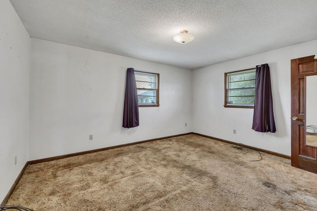 1319 Hills Chapel Rd, Manchester, TN 37355