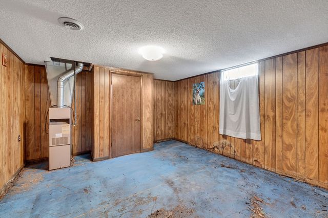 1319 Hills Chapel Rd, Manchester, TN 37355