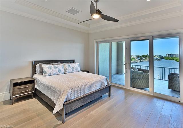 27695 Bay Point LN, Bonita Springs, FL 34134