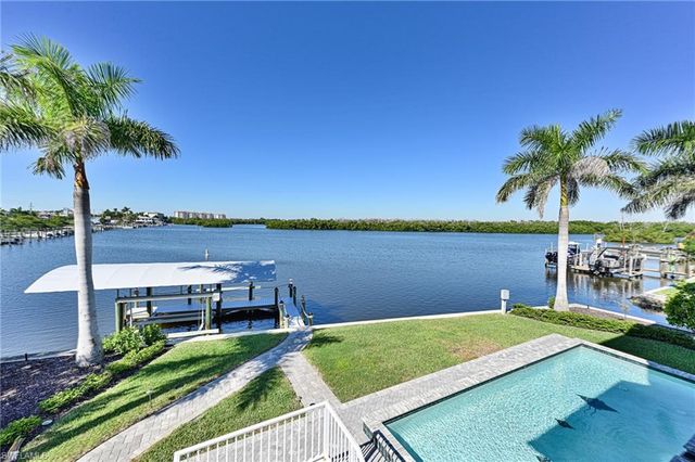 27695 Bay Point LN, Bonita Springs, FL 34134