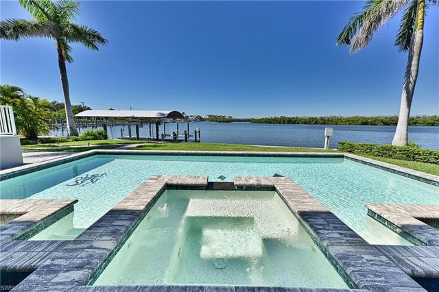 27695 Bay Point LN, Bonita Springs, FL 34134