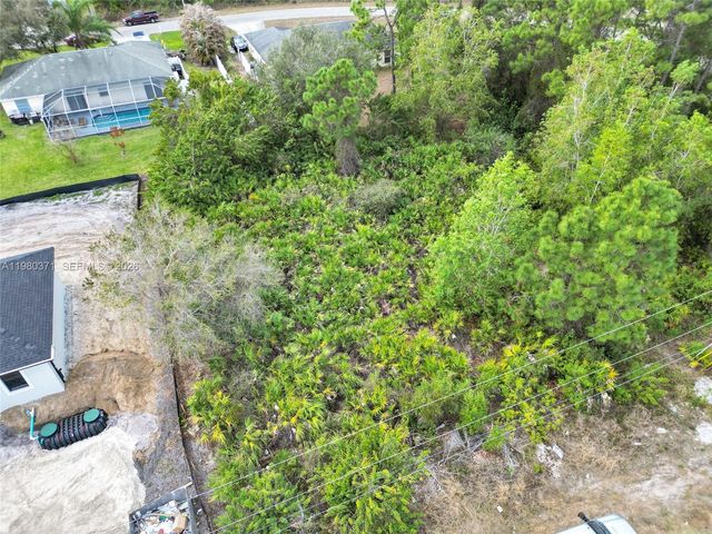 638 DAUPHINE AVE S, Lehigh Acres, FL 33974